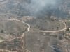 Equipes de emergência trabalham para extinguir o incêndio florestal em Abanilla