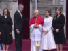 O vestido preto com que a Infanta Sofia desempenha o seu segundo papel na visita do Papa Leão XIV: ela não o deixou e combina com a irmã