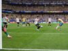 Ajuda cara e definição difícil: esse foi o gol de Martinelli que deu a vitória ao Brasil sobre o Japão na Copa do Mundo