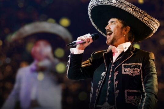 Essa é a multa de um milhão que Alejandro Fernández receberá se cometer um erro ao cantar o hino nacional na Copa do Mundo de 2026.