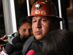 A Central Operária Boliviana está negociando com o Governo de Paz a liberdade dos presos do bloco para continuar o diálogo.