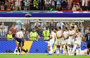 O caso especial de Giovani Lo Celso: ele chegou à Copa do Mundo após a aventura malsucedida e fez um golaço em cobrança de falta para a Argentina.