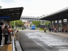 O funcionário da Cali MIO que ficou no meio do sistema de transporte disse: “Já fiz a reclamação”.