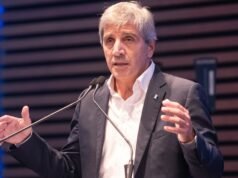 O governo está tentando garantir o dólar para proteger o pagamento da dívida em 2027