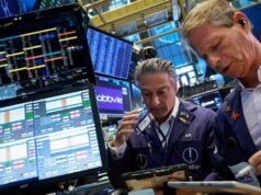 Wall Street fecha em alta com progresso do acordo EUA-Irã e lançamento da SpaceX