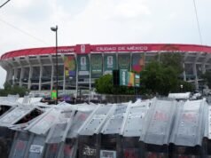 A Copa do Mundo de 2026 no México está em destaque: a cidade desaba, os tumultos e a raiva mudam enquanto o hino nacional é tocado.