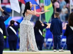 Katy Perry traz glamour futurista para cerimônia de abertura da final da Copa do Mundo de 2026