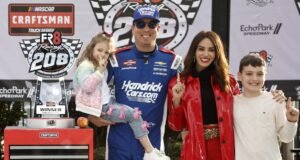 A esposa de Kyle Busch divulgou um comunicado uma semana após a morte da lenda da NASCAR