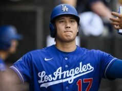 A estrela dos Dodgers, Shohei Ohtani, está de volta com força depois de um dia de folga