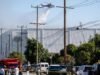 Em um abrigo em Boyle Heights, removido de um incêndio em um armazém