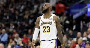 LeBron James jogará na próxima temporada, mas não pelo Lakers