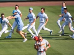 As esperanças da College World Series da USC serão arruinadas por uma derrota para a Carolina do Norte