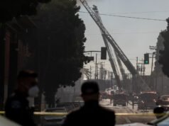 Quais são os riscos de fumaça e para a saúde causados pelo incêndio em Boyle Heights?