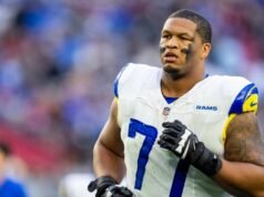 Alaric Jackson, dos Rams, foi preso sob suspeita de violência doméstica