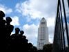 Comissários de polícia lutam para manter a supervisão civil em meio ao desafio do LAPD