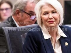 Secretário eleitoral do Colorado é libertado da prisão depois que governador aceita sentença