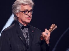 Wim Wenders está filmando um filme com Nastassja Kinski, de 13 anos, sem roupa