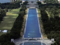 O revestimento refletivo da piscina foi cortado com uma faca afiada ou navalha, disse o Serviço de Parques Nacionais