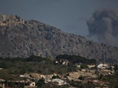 As negociações entre os Estados Unidos e o Irã foram suspensas por causa da guerra no Líbano, disse a autoridade