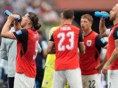 Fox recorre a anúncios parciais durante intervalo de preparação para a Copa do Mundo