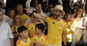 De la Espriella, apoiado por Trump, lidera as pesquisas da Colômbia após derrotar rival
