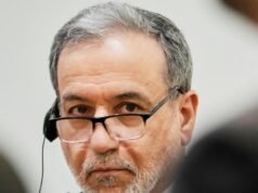 Irã ataca Bahrein e Kuwait após ataques dos EUA e ameaça encerrar negociações