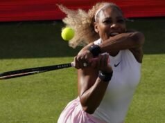 Serena Williams venceu duas partidas pela primeira vez em quatro anos