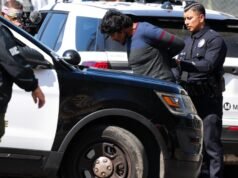 O LAPD e os federais estão conduzindo uma apreensão de drogas no hotspot de fentanil MacArthur Park