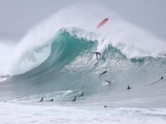 Criança continua desaparecida em Laguna Beach após ser jogada ao mar em condições perigosas