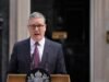 Starmer anuncia renúncia ao cargo de primeiro-ministro do Reino Unido, com Burnham intensificando candidatura para sucedê-lo