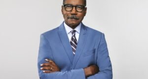 Bill Whitaker, Lesley Stahl e Jon Wertheim continuarão no ’60 Minutes’