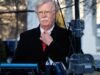 O ex-conselheiro de segurança nacional John Bolton se declara culpado de retenção ilegal de informações classificadas