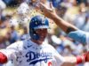 Ryan Ward se torna uma estrela improvável no Dodger Stadium pela primeira vez