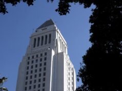 Elegibilidade de não cidadãos para votar nas eleições de Los Angeles para votação de 3 de novembro