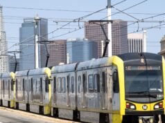 Metro planeja estender o metrô leve Eastside até Montebello. Moradores expressam sua opinião