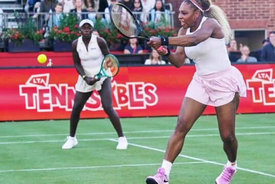 Serena Williams está rapidamente procurando um novo parceiro para o Aberto de Berlim