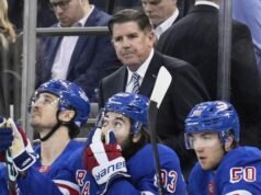 Os Kings contrataram Peter Laviolette como treinador principal