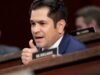O deputado Jimmy Gomez está supostamente enfrentando uma investigação do Senado sobre alegações de má conduta