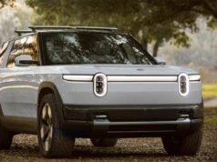 Rivian começou a entregar carros elétricos mais baratos
