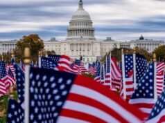 Por que a maioria dos negros americanos diz que a bandeira americana nunca deveria voar, de acordo com a nova pesquisa AP-NORC