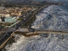 El Niño transforma o porto em ruínas da Califórnia num campo de batalha climática