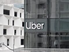 Uber e Lyft foram acusadas de cobrar tarifas diferentes pelo mesmo trajeto e horário
