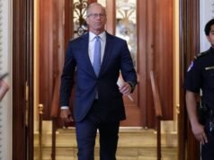 As tensões aumentam entre Trump e os senadores republicanos antes das principais eleições intercalares