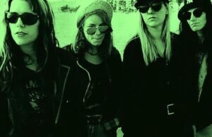 Jennifer Finch, baixista da lendária banda de rock de Los Angeles L7, morreu aos 59 anos