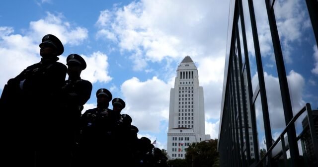 1784899416_urlhttps3A2F2Fcalifornia-times-brightspot.s3.amazonaws.com2F442F0f2Fee72f443440987cfb56b5531.jpeg