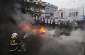 Os protestos sociais voltam às ruas, com cortes e piquetes: como continuam as reivindicações do Governo