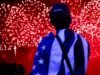 Fogos de artifício, ondas de calor, cachorros-quentes e política: foi assim que os Estados Unidos comemoraram seu 250º aniversário