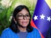 Delcy Rodríguez exige que Aldama corrija as suas acusações sobre alegadas ligações à empresa venezuelana PDVSA e ao financiamento do PSOE.