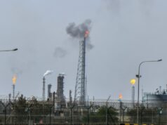 Guerra no Oriente Médio AO VIVO | O Irã atacou a segunda usina de energia e estação de tratamento de água do Kuwait