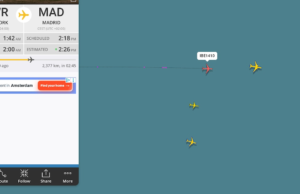 O voo da Iberia que transporta a bordo o campeão mundial da Seleção Espanhola é o mais seguido no Flightradar: mais de 8.000 pessoas acompanham a sua viagem.